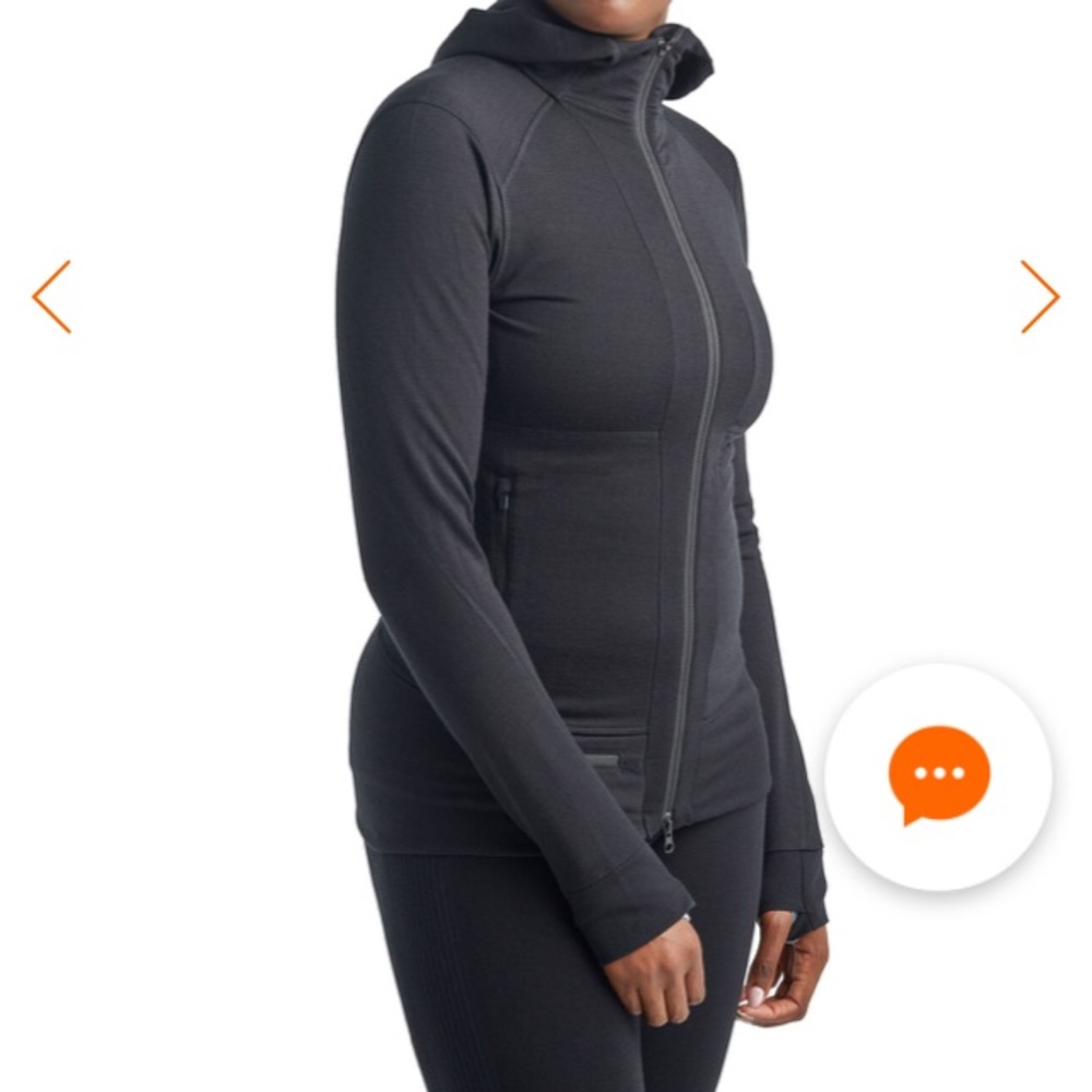 Quantum 2 in black. Women’s size small. Brand new, unworn and unwashed.